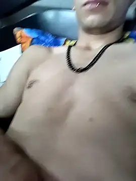 Tussi-amor online show from October 2025 08:11:02 PM