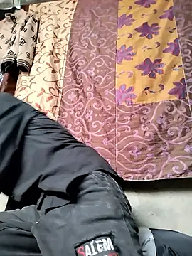 Tussi-amor online show from September 2025 01:50:01 PM