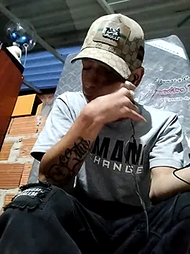 Tussi-amor online show from September 2025 10:28:02 AM