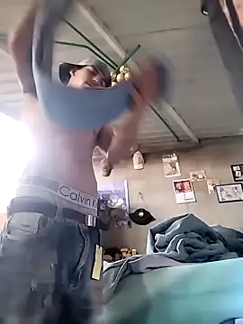 Tussi-amor online show from November 2025 06:12:02 PM