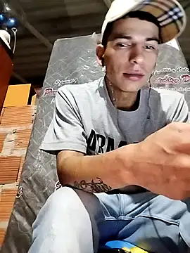 Tussi-amor online show from September 2025 04:05:01 AM