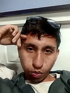 Ethancito202 online show from October 2025 01:18:02 AM