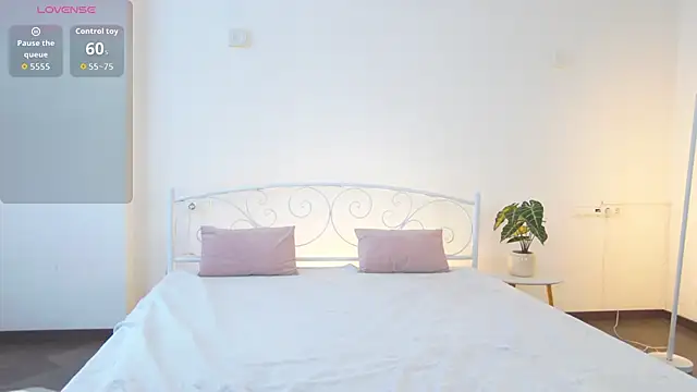 AlexsisFaee online show from March 2026 07:48:01 AM