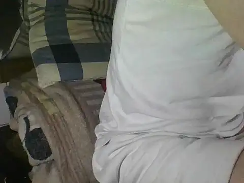 malacobi0 online show from January 2026 04:10:01 PM