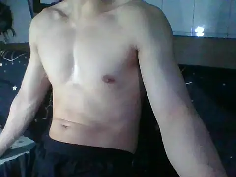 malacobi0 online show from September 2025 04:46:01 PM