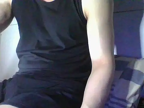 malacobi0 online show from May 2026 07:01:02 PM