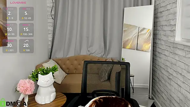 MalvinaDream online show from December 2025 01:11:01 AM