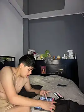 Snapshot of Kailertwink chatting on June 2026 03:57:01 AM Kailertwink online show from June 2026 03:57:01 AM