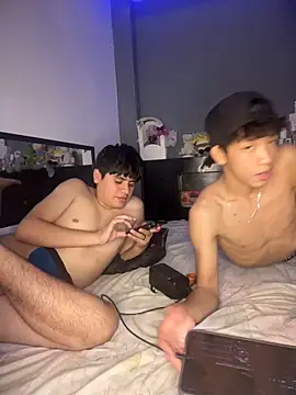 Snapshot of Kailertwink chatting on June 2026 12:55:02 AM Kailertwink online show from June 2026 12:55:02 AM