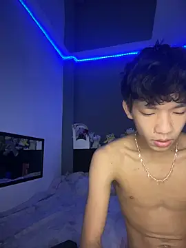 Snapshot of Kailertwink chatting on June 2026 03:23:02 PM Kailertwink online show from June 2026 03:23:02 PM