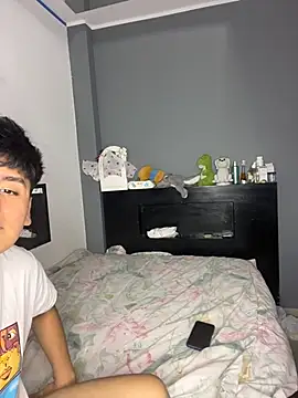 Kailertwink online show from November 2025 05:00:02 AM