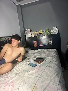 Snapshot of Kailertwink chatting on May 2026 02:41:01 AM Kailertwink online show from May 2026 02:41:01 AM