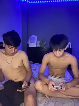 Kailertwink online show from February 2026 02:39:02 PM