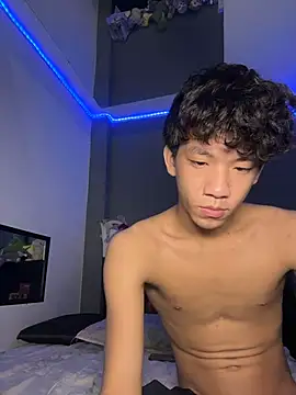 Snapshot of Kailertwink chatting on July 2026 09:55:02 PM Kailertwink online show from July 2026 09:55:02 PM