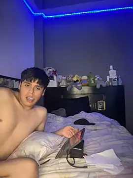 Snapshot of Kailertwink chatting on June 2026 01:38:02 AM Kailertwink online show from June 2026 01:38:02 AM