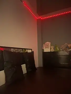 Kailertwink online show from March 2026 12:27:02 AM