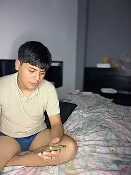 Kailertwink online show from November 2025 06:06:01 AM