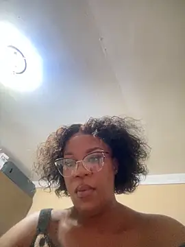 THICKBUNNYCHICKxxx online show from February 2026 08:37:02 PM