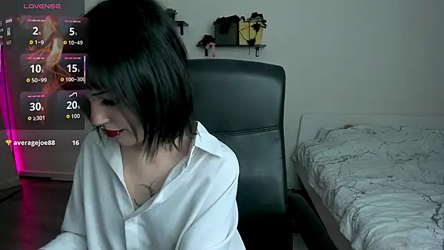 LiyaLuna online show from February 2026 03:08:01 PM