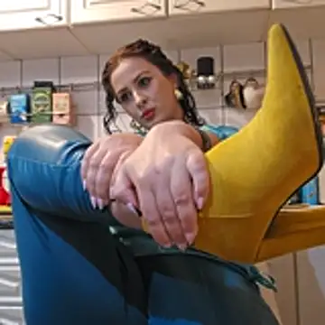 ShineBright88 online show from November 2025 08:25:02 PM