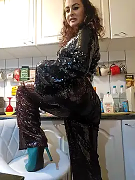 ShineBright88 online show from November 2025 07:24:02 PM