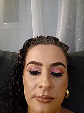 ShineBright88 online show from November 2025 08:31:02 PM