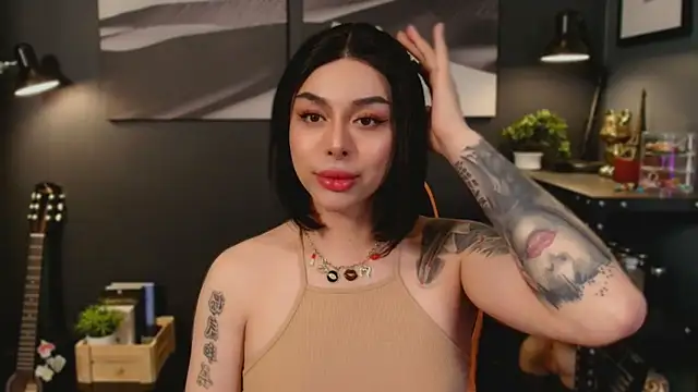 LUNACOCKSLAYER online show from October 2025 11:25:02 PM