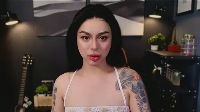 LUNACOCKSLAYER online show from November 2025 08:46:01 PM