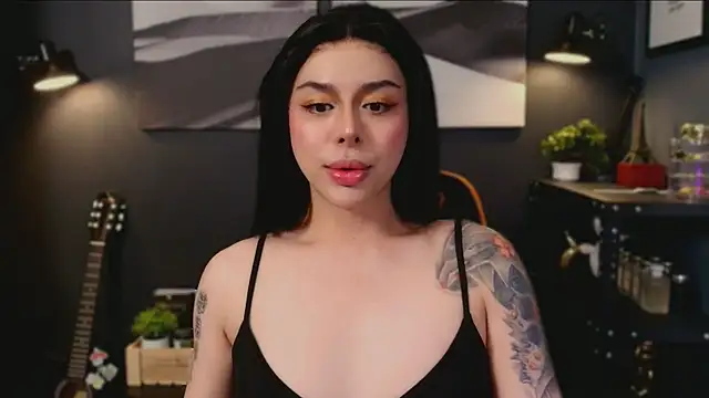 LUNACOCKSLAYER online show from November 2025 02:32:02 PM