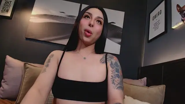 LUNACOCKSLAYER online show from April 2026 08:26:02 PM