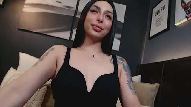 LUNACOCKSLAYER online show from April 2026 06:43:01 AM