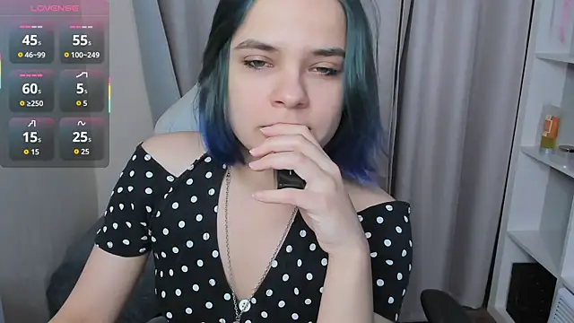 Gina Dawson online show from November 2025 10:04:01 AM