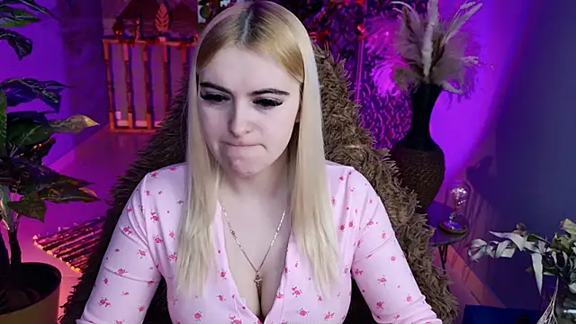 Stef Nicks online show from March 2026 09:02:01 AM