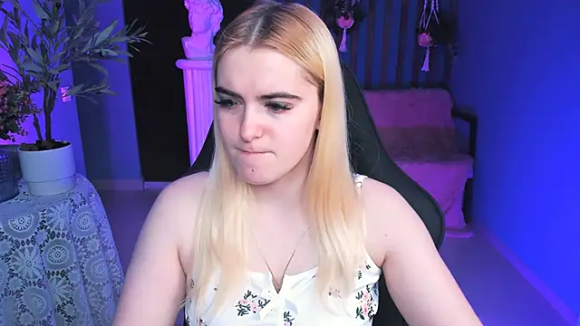 Stef Nicks online show from December 2025 09:10:01 AM