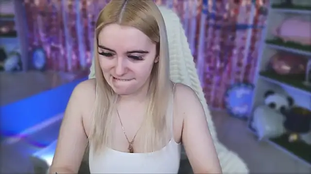 Stef Nicks online show from February 2026 09:09:01 AM