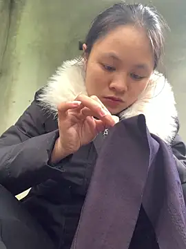 Snapshot of NhuFox chatting on November 2025 02:33:01 AM NhuFox online show from November 2025 02:33:01 AM