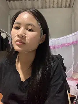 Snapshot of NhuFox chatting on September 2025 12:56:02 PM NhuFox online show from September 2025 12:56:02 PM