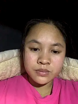 Snapshot of NhuFox chatting on November 2025 12:42:02 PM NhuFox online show from November 2025 12:42:02 PM