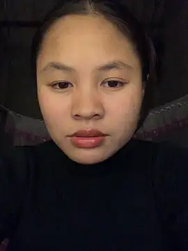 Snapshot of NhuFox chatting on December 2025 01:02:02 PM NhuFox online show from December 2025 01:02:02 PM