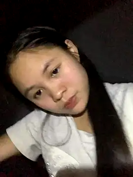 Snapshot of NhuFox chatting on October 2025 12:39:01 PM NhuFox online show from October 2025 12:39:01 PM