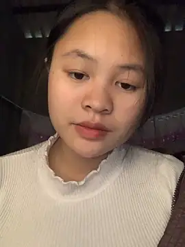 Snapshot of NhuFox chatting on December 2025 01:27:01 AM NhuFox online show from December 2025 01:27:01 AM