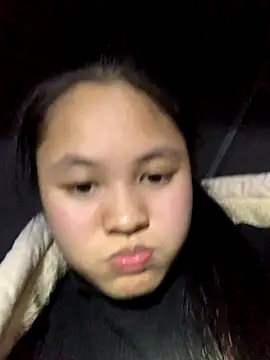 Snapshot of NhuFox chatting on November 2025 01:37:01 PM NhuFox online show from November 2025 01:37:01 PM