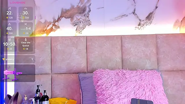 KarolBlanco online show from February 2026 07:04:01 PM