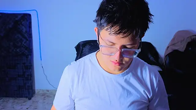 Ryan Doretti online show from December 2025 07:04:01 PM