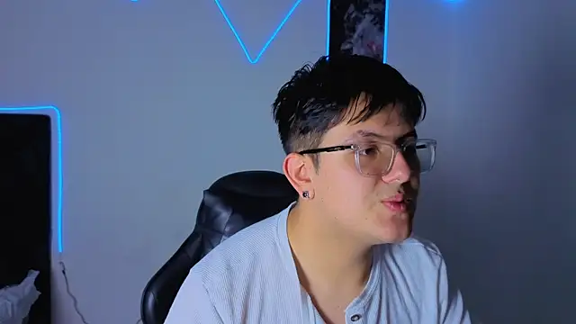 Ryan Doretti online show from December 2025 08:19:01 PM