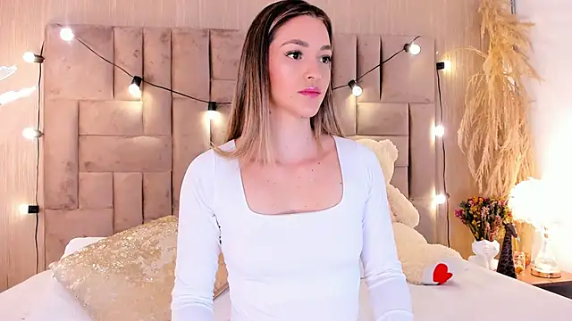 ClaradelMar online show from March 2026 10:05:02 AM