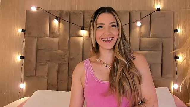 ClaradelMar online show from October 2025 11:34:01 AM