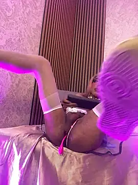 Snapshot of kaisage_tay chatting on April 2026 11:23:02 PM kaisage tay online show from April 2026 11:23:02 PM