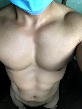 Huynh-duc-huy online show from November 2025 04:40:01 PM