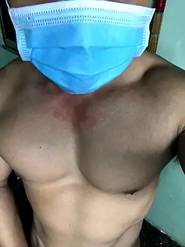 Huynh-duc-huy online show from November 2025 07:30:02 AM